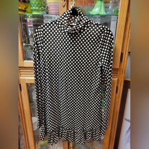 Easel brand turtle neck, polka-dot tunic.  Black w/cream colored dots.  Size M